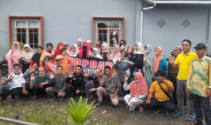 Sobat Anies dari Kalimantan Selatan menggelar Kopdar, Minggu (12/12/2021). (Foto: Katajari.com)