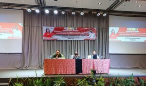 Kementerian Pertanian RI bekerja sama dengan Komisi IV DPR RI mengadakan bimtek peningkatan kapasitas petani dan penyuluh di Golden Tulip Hotel Pontianak, Kalimantan Barat, Sabtu (09/04/2022). (Foto: Tim Ekspos SMK PP Negeri Banjarbaru)