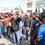 Bentrok Massa di Halaman Rusun Aspol di Karangan Putih Martapura