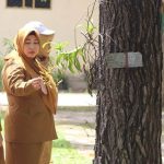 Acil Odah Kunjungi Dishut Kalsel, Terkesan Keasrian Kawasan Kantor