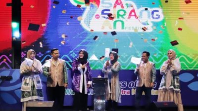 Paman Birin Apresiasi Banjarmasin Sasirangan Festival di Siring 0 Km