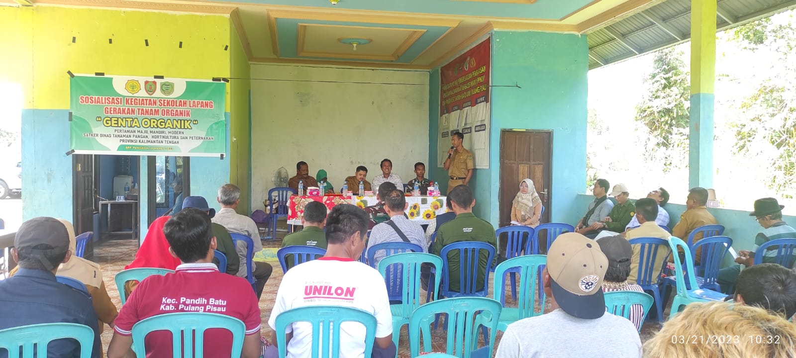 Sosialisasi kegiatan sekolah lapang Gerakan Tanam Organik (Genta Organik) di Desa Pangkoh, Kecamatan Pandih Batu, Kabupaten Pulang Pisau, Provinsi Kalimantan Tengah. (Foto: Tim Ekspos SMK PP Negeri Banjarbaru/Katajari.com)