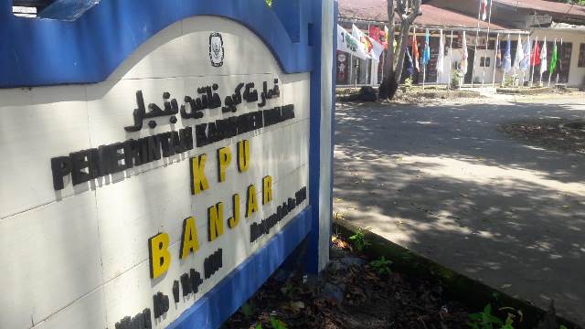 Sekretariat KPU Kabupaten Banjar di Jalan Sekumpul Ujung Desa Bincau Kecamatan Martapura, atau belakang kantor Kecamatan Martapura. (Foto: Katajari.com)