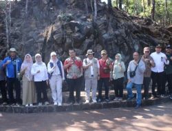 Komite Nasional Geopark Indonesia Verifikasi Geopark Meratus