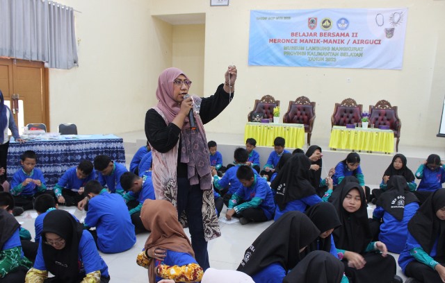 Sosialisasi program publik Museum Lambung Mangkurat Provinsi Kalimantan Selatan. (Foto: Museum Lambung Mangkurat/Katajari.com)