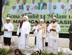 Habib Jindan bin Novel Gema Maulid di Banjarmasin