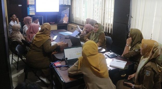 Monitoring dan Evaluasi capaian kinerja SKPD mitra bidang Ekonomi dan SDA pada hari Selasa (16/1/2024) dan Rabu (17/1/2024) bertempat di Klinik Perencanaan Bappedalitbang Kabupaten Banjar. (Foto: Bappedalitbang Kabupaten Banjar/Katajari.com)