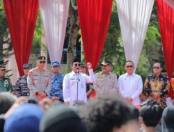 Paman Birin Menghadiri Simulasi Sispamkota di Lapangan Murjani Banjarbaru