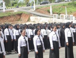 Wakil Bupati Kotabaru Menyerahkan 1102 SK CPNS dan PPPK Tahun 2025