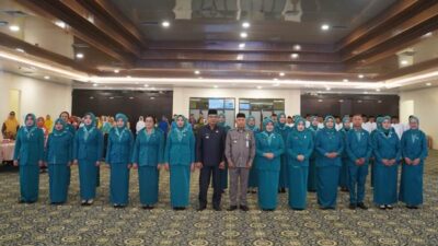 Bupati Kotabaru Melantik Pengurus Tim Penggerak PKK dan LPTQ