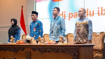 Sekda Banjarbaru Menggelar Pertemuan Dengan TPAKD dan TP2DD