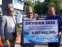 PT Air Minum Intan Banjar Menyerahkan Dividen Laba Bersih Pemkab Banjar