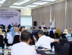 Direktur RSUD Ratu Zalecha Martapura Membuka Forum Konsultasi Publik