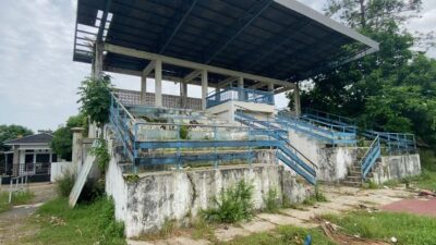Stadion Mini Barakat Martapura Tak Kunjung Diperbaiki