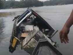 Dua Kapal Karam di Perairan Bendungan  Riam Kanan