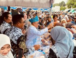 Hari Jadi ke-75 Kabupaten Kotabaru, Warga Memadati Jamuan Massal di Siring Laut