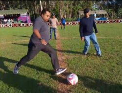 Tendangan Pusaro dan Andriansyah Menandai Pembukaan Turnamen Sepak Bola Antarklub di Kecamatan Karang Intan