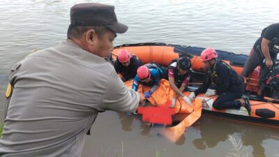 Gitaris Band Lokal Ditemukan Tak Bernyawa Mengapung di Sungai Martapura