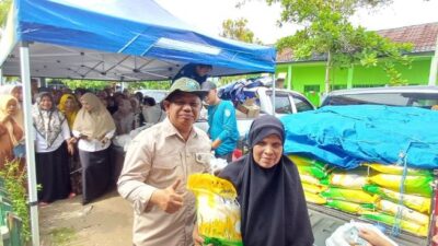 Gerakan Pangan Murah Perdana di Desa Lakum