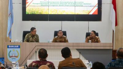 Komitmen Bersama Pelaksanaan Program Budidaya Padi Apung di Kabupaten Banjar