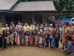 Acara Adat Bawanang Desa Laburan; Perkuat Komitmen Lestarikan Budaya Dayak