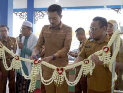 Bupati Saidi Mansyur Meresmikan Puskesmas Martapura Barat