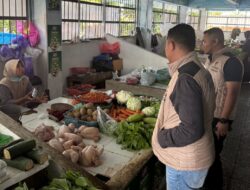 Satgas Pangan Polda Kalsel Meninjau Pasar Pandu Banjarmasin, Pastikan Stok dan Harga Pangan Aman