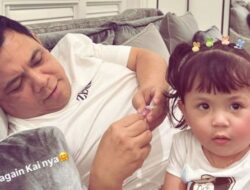 Selain Dikenal Tegas dan Bijak, Haji Isam Punya Sisi Penyayang Bersama Cucu