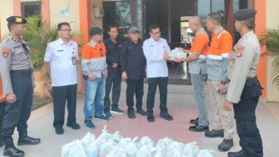 PT AGM Menyalurkan Bantuan  Seribu Paket Sembako Pascabanjir ke BPBD Kabupaten Banjar