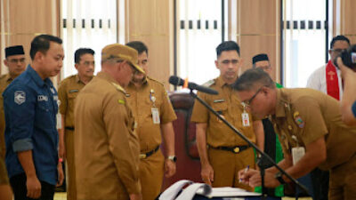 Perkuat Tata Kelola Pemerintah Kabupaten Kotabaru; Bupati Rusli Rotasi Pejabat Tinggi Pratama