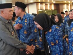 Bupati Kotabaru Melarang ASN Live Streaming Saat Jam Kerja