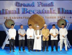 Wabup Banjar Tutup Festival Becatuk Dauh di RTH Ratu Zalecha Martapura