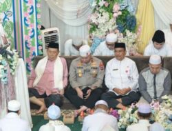 Hasnuryadi Berbaur Jemaah Peringati Haul Datu Kalampayan di Masjid Jami Tuhfaturroghibin