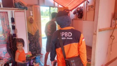 Verifikasi dan Bantuan Logistik Korban Terdampak Angin Puting Beliung Untuk Dua Kecamatan