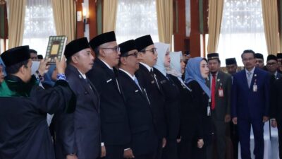 Reshuffle Pejabat Pemprov Kalsel, Gubernur Muhidin: Jaga Integritas dan Siap Dievaluasi