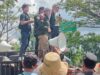 Ratusan Sopir Truk Tuntut Gubernur Kalimantan Selatan Bertanggung Jawab Mengatasi Kelangkaan Biosolar