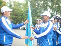 Sekda Kabupaten Banjar Berangkatkan 76 Atlet Popda