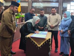Pengesahan Dua Buah Raperda Kotabaru di Rapat Paripurna Masa Persidangan III