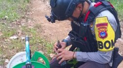 Astaga! Warga Aranio Temukan Granat Tangan di Tepi Sungai
