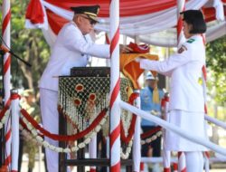 Kobarkan Semangat Perjuangan Pahlawan, Gubernur Muhidin Pimpin Upacara HUT ke-81 Kemerdekaan RI