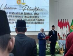Wali Kota Banjarbaru Melantik Tujuh Pejabat Jabatan Pimpinan Tinggi Pratama