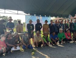 Warga Desa Pematang Baru Kerja Bakti Bersihkan Sungai Setempat