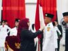 Wali Kota Erna Lisa Halaby Kukuhkan Paskibraka Kota Banjabaru