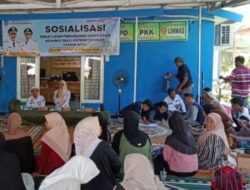 Sosialisasi Peraturan Perundang undangan Administrasi Kependudukan di Desa Melayu Tengah