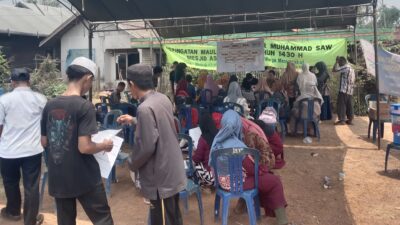 Layanan Disdukcapil Kabupaten Banjar di Desa Pindahan Baru, Senin (12/10/2026). (Foto: Pemerintah Desa Pindahan Baru/katajari.com)