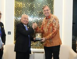 Gubernur Muhidin Terima Kunjungan Perwakilan Belanda, Perihal Pengembalian Kepala Demang Lehman